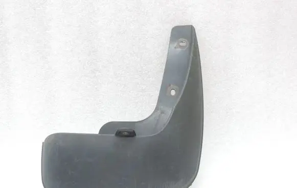 Toyota Avensis T250 Rear mudguard