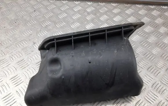 Audi A8 S8 D4 4H Air intake duct part 4H1819904A