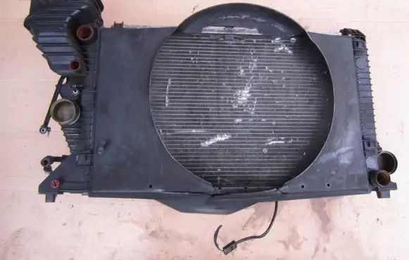 Mercedes-Benz Sprinter W901 W902 W903 W904 Radiator set 