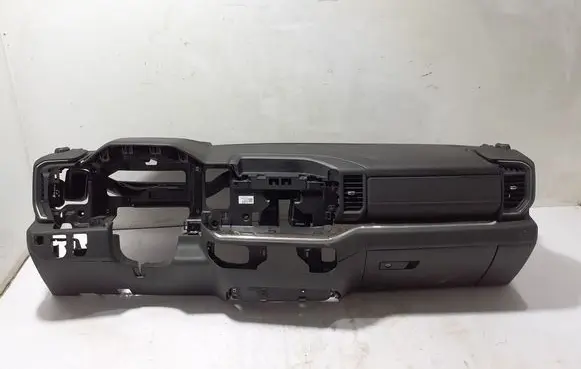 Chevrolet Silverado Dashboard 86815418