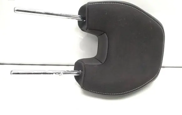 Volvo V40 Front seat headrest 