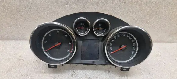 Speedometer (instrument cluster)