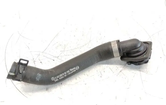 Mercedes-Benz C W205 Electric car engine cooling hoses/pipes A2058305102