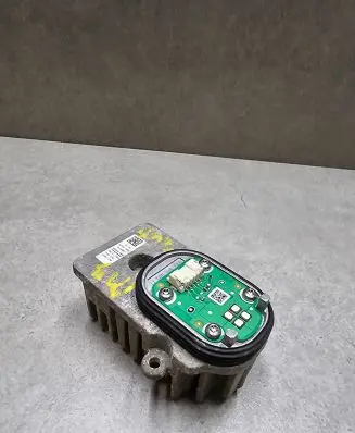 Mercedes-Benz C W205 LED ballast control module 1305715284 P130867