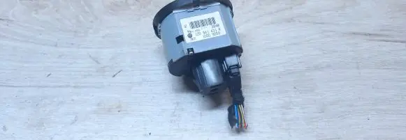 Skoda Octavia Mk2 (1Z) Light switch 1Z0941431K 10009059 ZTK2848