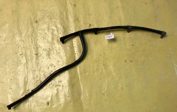 Mercedes-Benz B W245 Fuel injector supply line/pipe A6400701232