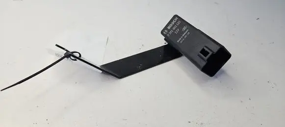 Land Rover Evoque I Glow plug pre-heat relay FX23189E2AC