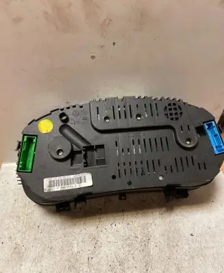 Volkswagen Golf IV Speedometer (instrument cluster) 1J0920821B 110008958013