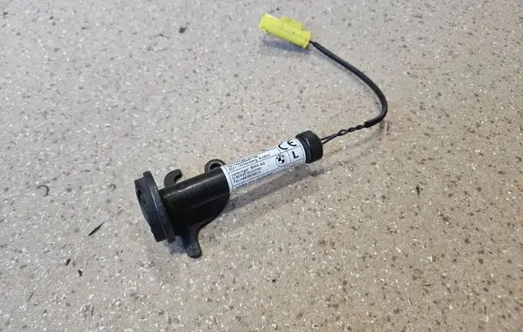 BMW 6 F12 F13 Bonnet Pedestrian Airbag Actuator 7263055