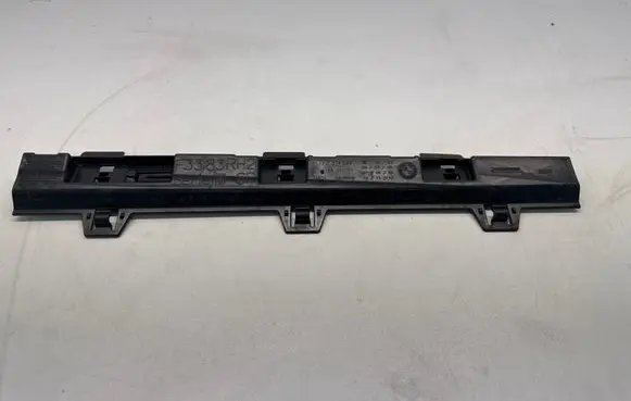 Sill/side skirt trim
