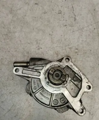 Jeep Grand Cherokee (WJ) Vacuum pump LA1231085