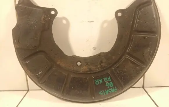 Volkswagen PASSAT B6 Front brake disc dust cover plate 1K0615311F 2307