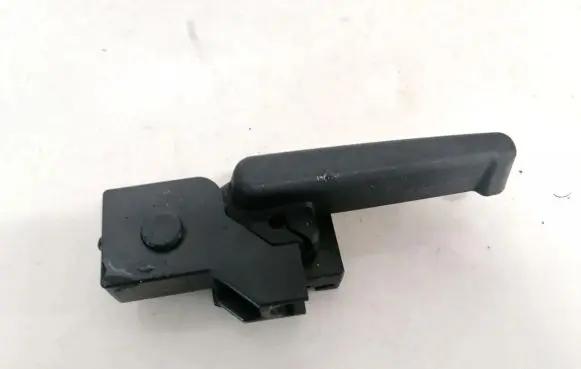 Chevrolet Orlando Engine bonnet (hood) release handle