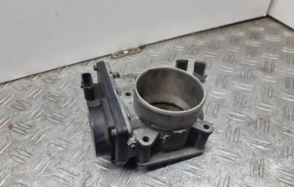 Nissan Qashqai Throttle valve K0716 52601