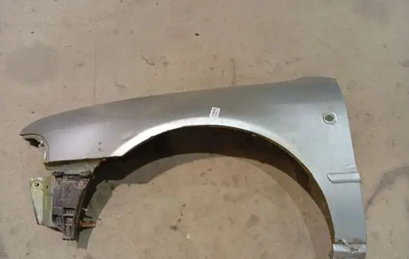 Audi A4 S4 B5 8D Fender 