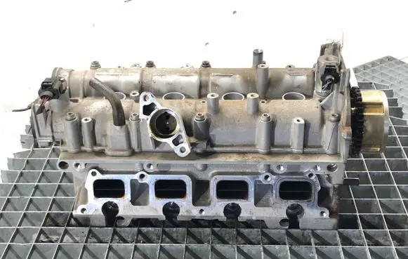 Volkswagen Golf VI Engine head 03C103475CDCAX