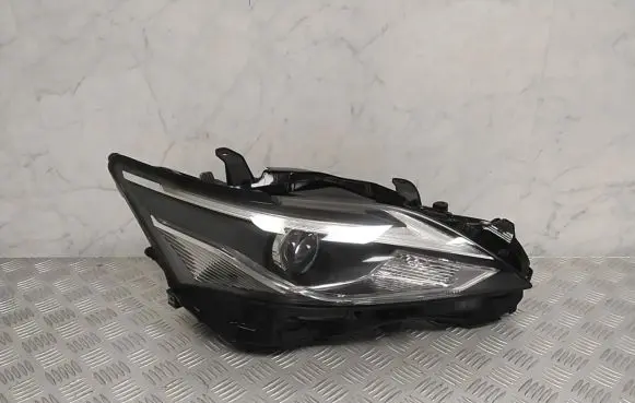 Lexus CT 200H Headlight/headlamp 3473900