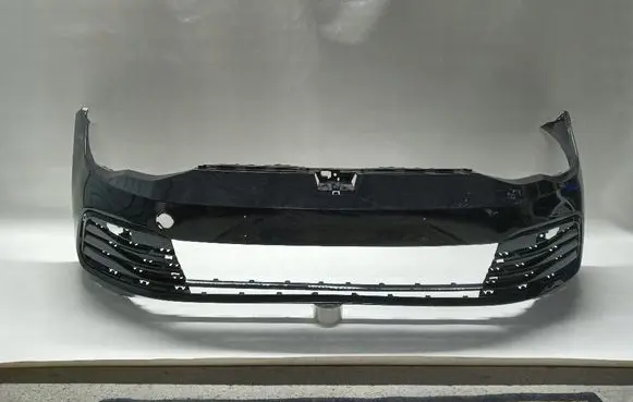 Volkswagen Golf VIII Front bumper