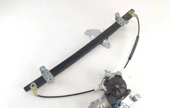 Nissan Navara D40 Front door window regulator with motor 402122B