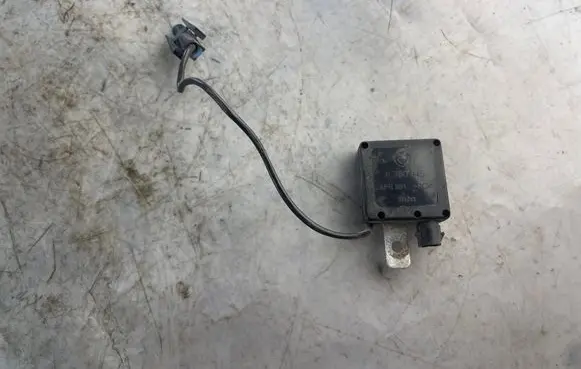 BMW X5 E53 Aerial antenna filter 8380945