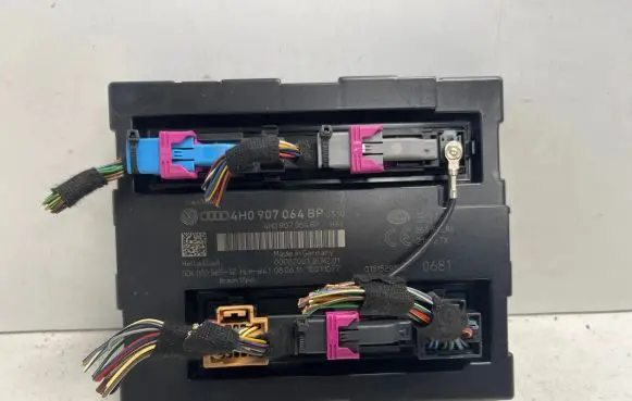 Audi A7 S7 4G Comfort/convenience module 4H0907064BP