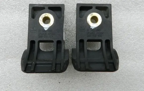 Opel Meriva B Radiator mount bracket 13262692 329510614