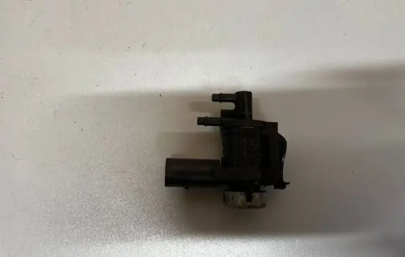 Audi Q5 SQ5 Vacuum valve 1K0906283A