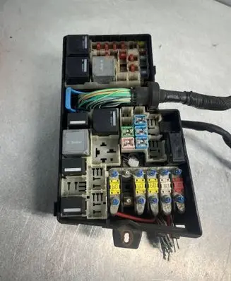 Volvo S40 Fuse box set 8688039