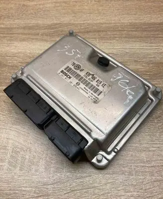 Volkswagen PASSAT B5.5 Engine control unit/module ECU 038906019KE 0281011201