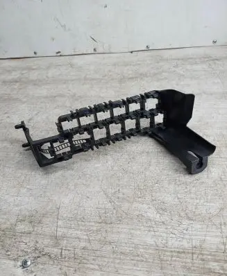 Volkswagen PASSAT B5 Fuse box set 8D1937545