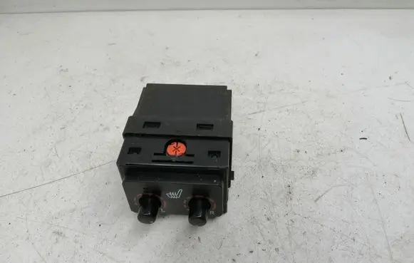 Lexus RX 330 - 350 - 400H Seat heating switch 453421 4211H5N