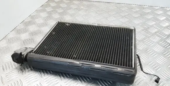 Air conditioning (A/C) radiator (interior)