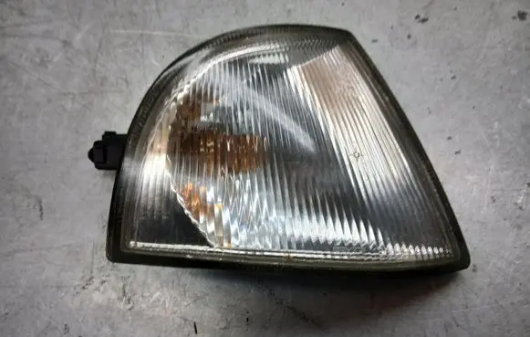 Skoda Octavia Mk1 (1U) Front indicator light 18-5163B