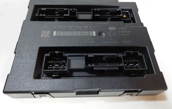 Audi A4 S4 B8 8K Comfort/convenience module 8K0907064JG
