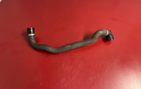 BMW X1 F48 F49 Engine coolant pipe/hose 7617363 17127617363