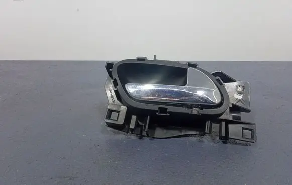 Mercedes-Benz E C207 W207 Front door interior handle 96555516VD
