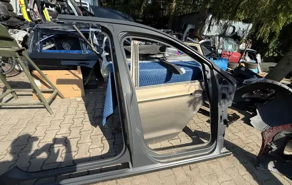 Volkswagen Caddy (B) Pillar trim (exterior) 2K4809604C 2803111400879