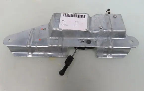 Volkswagen Bora Tailgate boot lock/latch motor 1J5827425E