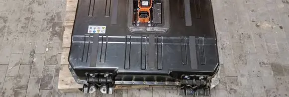 Chrysler Pacifica Hybrid / electric car battery 05186045AA
