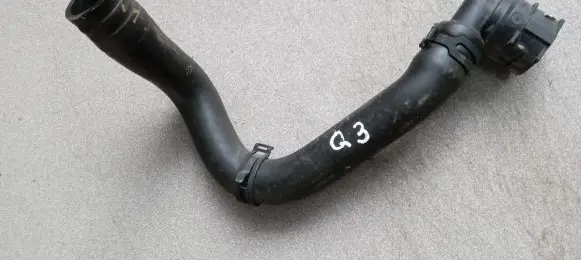 Audi Q3 8U Engine coolant pipe/hose 7N0122073T 1K0122291J