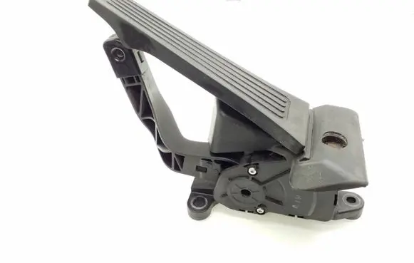 Hyundai ix35 Accelerator throttle pedal 327272S000 HIX0146A2S100