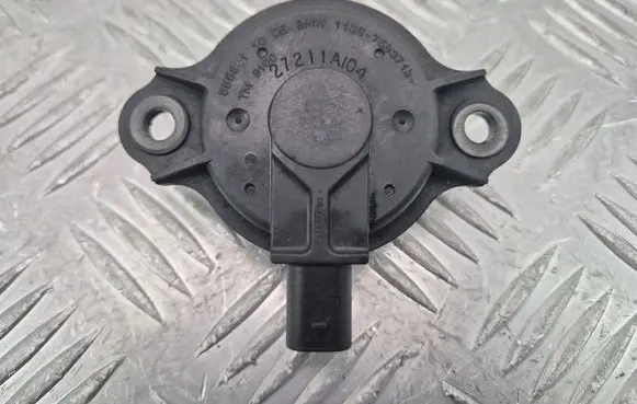 BMW X3 F25 Camshaft vanos timing valve 7593719