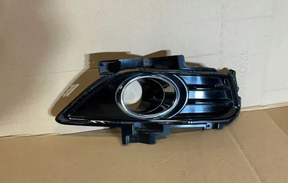 Ford Mondeo MK V Front bumper lower grill