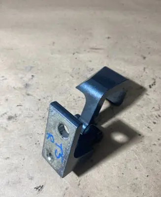Volkswagen Transporter - Caravelle T5 Front door upper hinge 7H0831402B