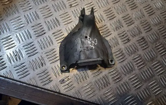 Audi A6 S6 C7 4G Engine mounting bracket 4G0399060F