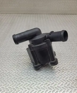 Volvo XC40 Electric auxiliary coolant/water pump 31461909