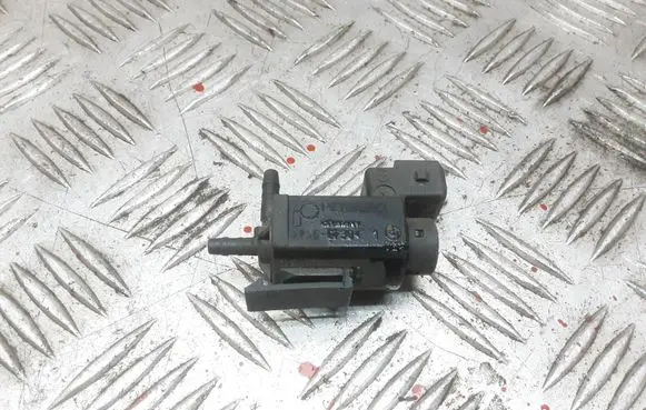 Volvo V70 Turbo solenoid valve 72224010