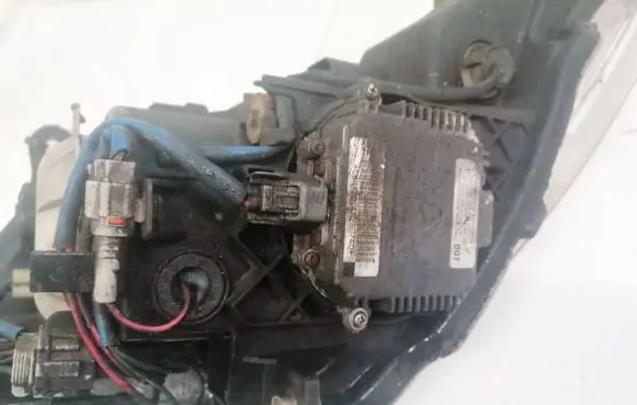Nissan Murano Z50 Headlight ballast module Xenon