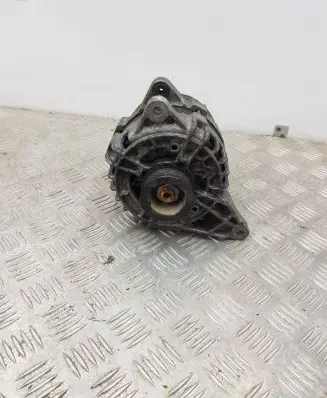 Mercedes-Benz CLA C117 X117 W117 Generator/alternator A0009063322 0125711028