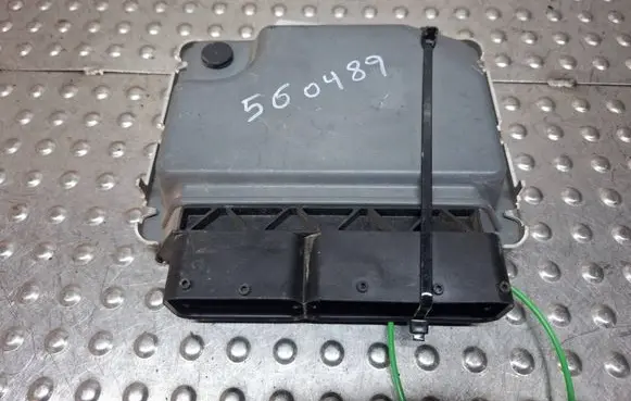 Volkswagen Polo VI Engine control unit/module S27705958 05C907445C